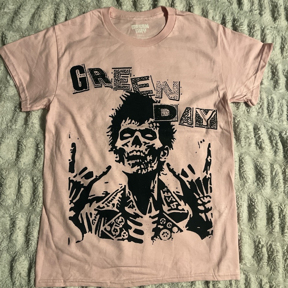 Green Day Pink Graphic T-Shirt